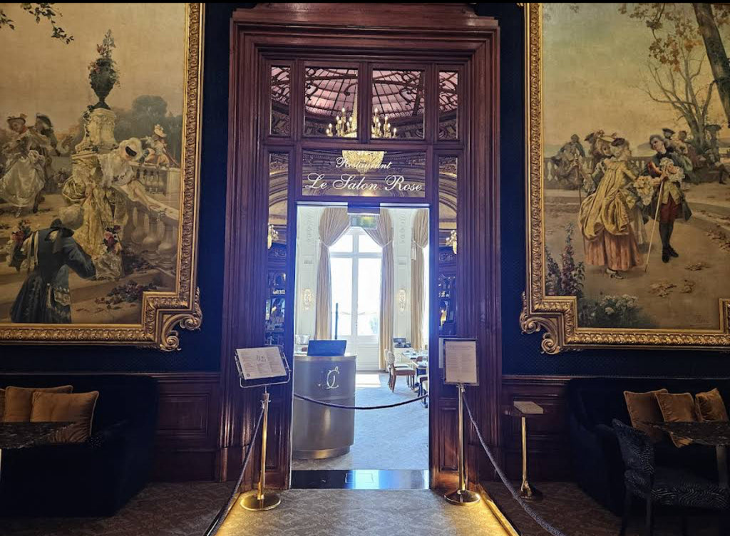 Le Salon Rose - Premium